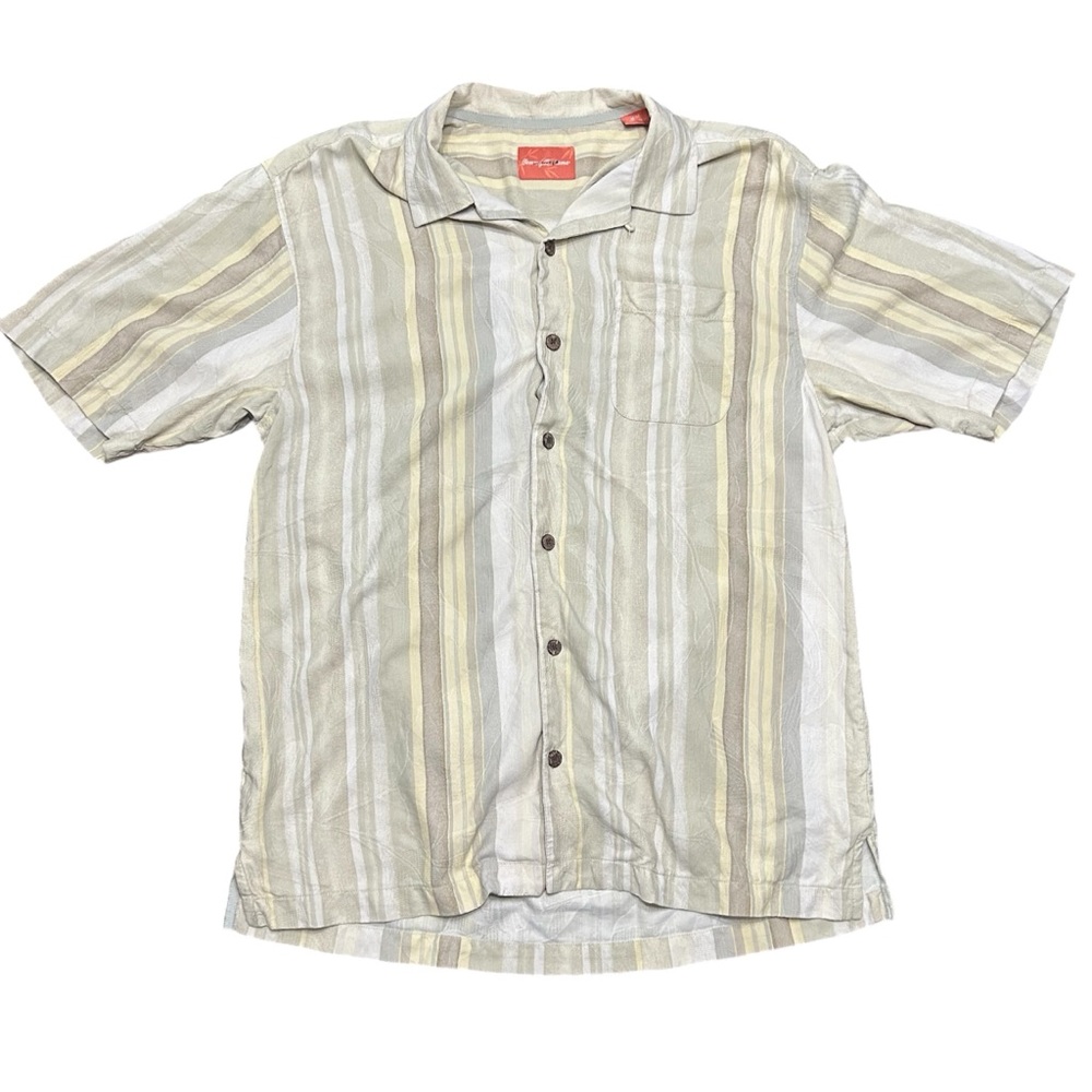 TOMMY BAHAMA 100% SILK button down shirt 
MENS MEDIUM